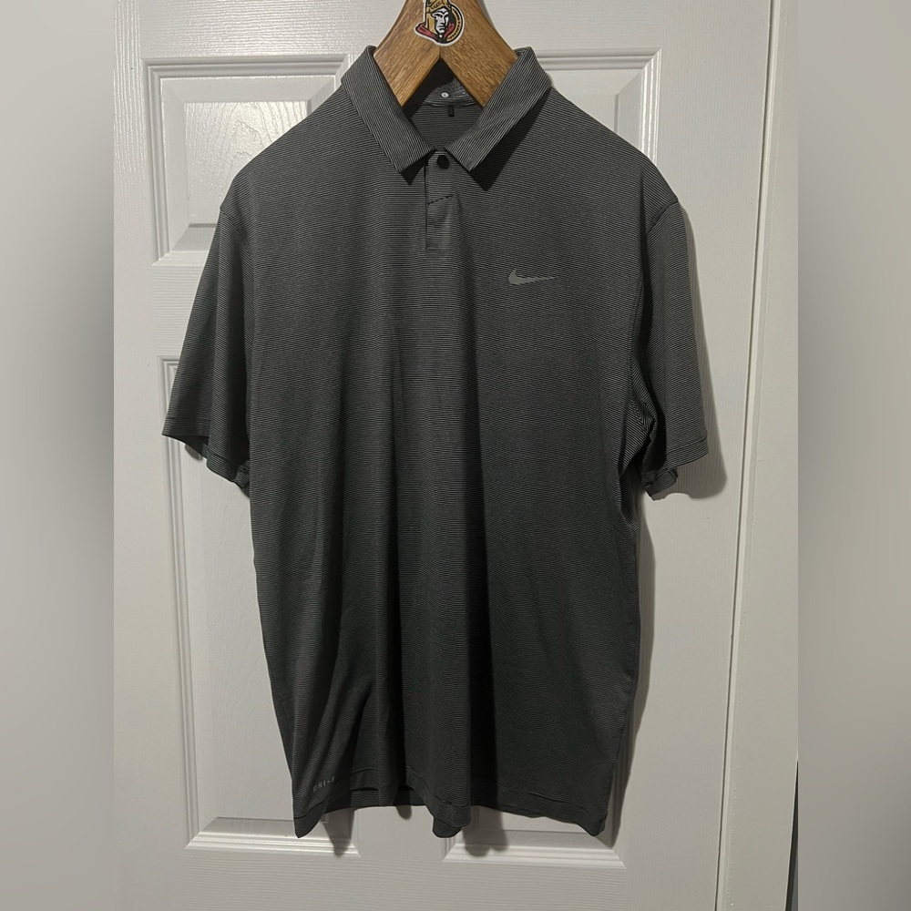 Striped Nike Tiger Woods Golf Polo😱😱